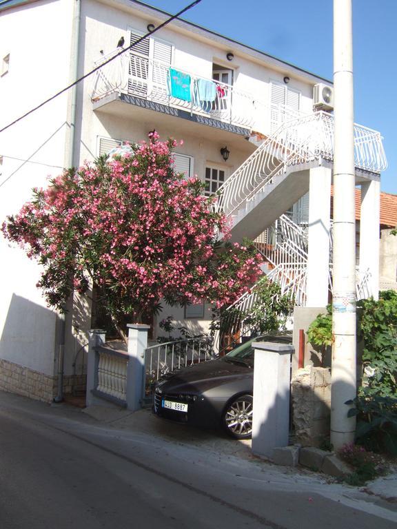 Apartments Bibijana Pakoštane Oda fotoğraf